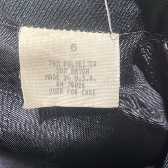 Ladies olive green military style jacket. - Picture 5 of 6